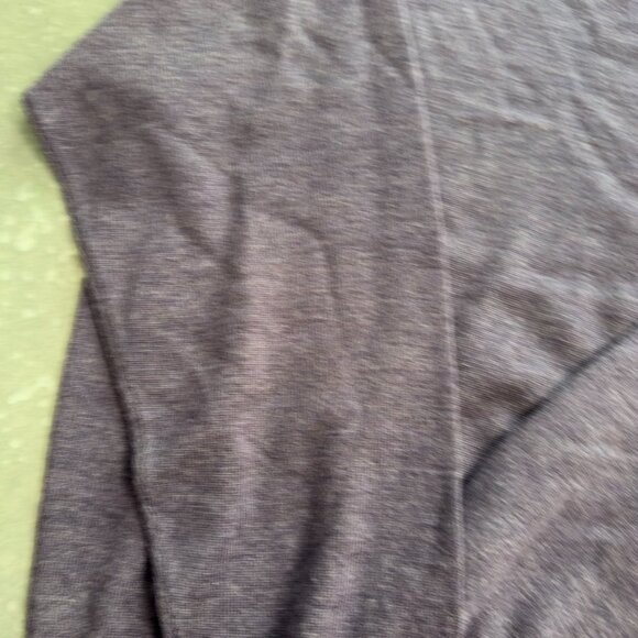 Peter Millar Purple Merino Wool V-Neck Sweater – Size Large - Picture 8 of 10